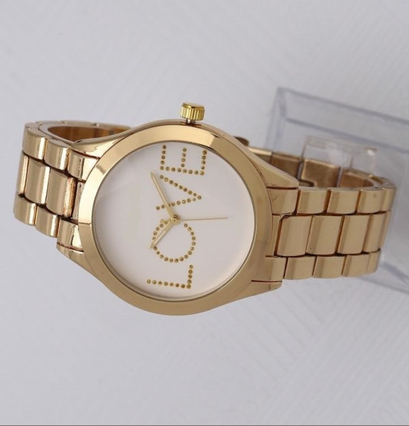 Luxury Quartz Watches Womens Diamonds Clock Date Heart Shape Women Bracelet Ladies Designer Wristwatches Free Shipping