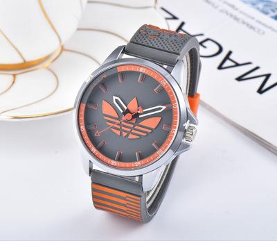 AD Clover 3 Leaf Grass Quartz Watch Female Males Sports Casual Silica Gel Strap Wristwatch European American Brand Clocks 14_003