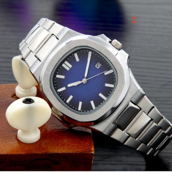 In 2019, the luxury top-selling fashion brand men's watch leisure sports steel band quartz waterproof watch men