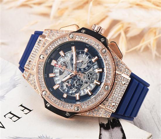 Men's fashion Large dial Quartz Watches Luxury Men's Fully functional quartz Rhinestone Diamond inlay Clock dial Quartz Watches