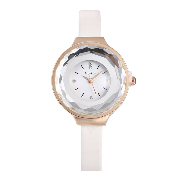 2018 The latest fashion small dial watch female student Korean version of circular belt simple quartz watch female