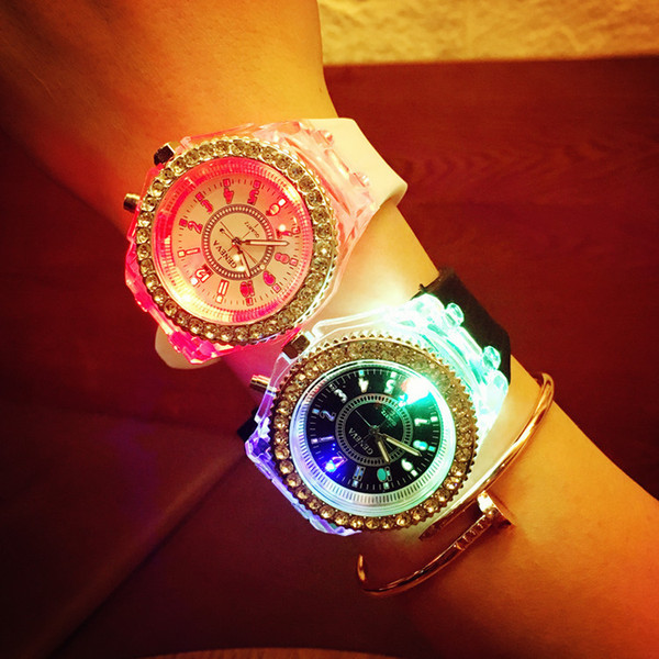 2019 fashion luminous flashing lights watch personality rhinestone led trend large watch dial mens and women students couple watches 804