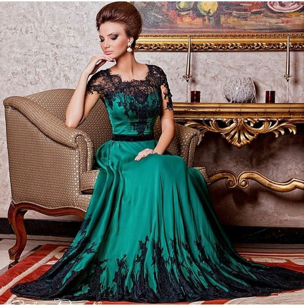 New Arrival Charming Emerald Green Satin Black Lace Applique Half Sleeves A Line Formal Mother Of Bride Dresses For Party