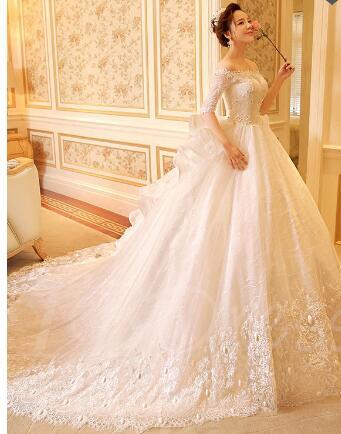 Ball Gown Half Sleeves Appliques Lace Bridal Gown