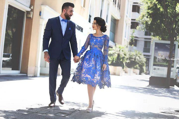 2017 Royal Blue Sheer Long Sleeves Lace Cocktail Dresses Scoop Knee Length A Line Short Homecoming Party Gowns