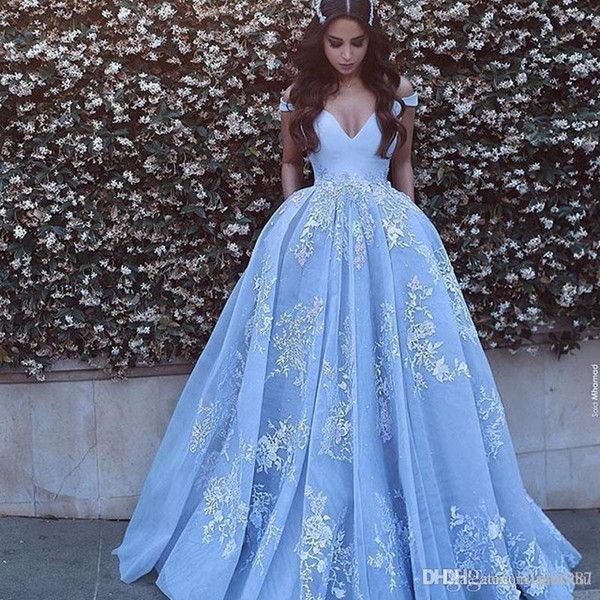 Luxury Off-the-Shoulder Blue A-Line Wedding Dresses Applique Ruffle V-Neck Zipper Back Sweep Train Custom Made Formal Evening Dress