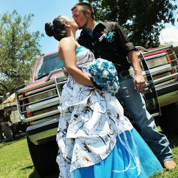 In Stock White And Blue Camo Pickup Dresses Strapless Satin Snow Camo Wedding Dresses Brides Gown