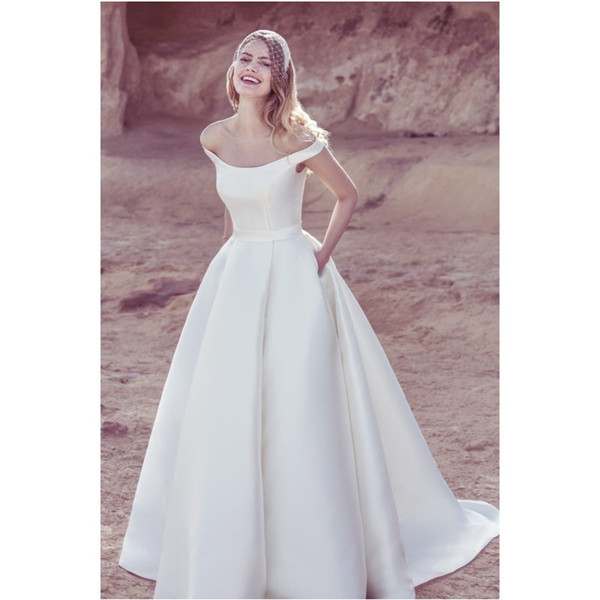 2017 Popular Simple Charming A-line off Shoulder Wedding Dress Satin Bridal Gown Court Train Evening Dress
