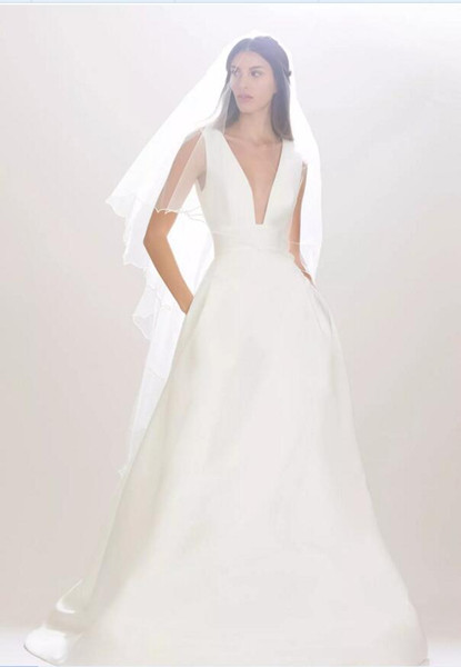 Vintage Simple A Line Satin Wedding Dresses 2017 New Arrival V Neck Sleeveless Tank Sweep Train Casamento Bridal Gowns