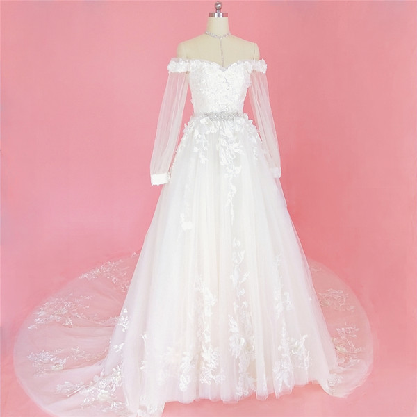Ball-Gown off the shoulder Sweetheart chapel Train Tulle Lace long sleeves Wedding Dress