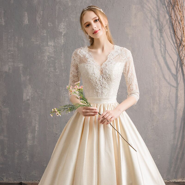 2019 Latest Elegant Backless Ivory-white Chiffon Trailing Wedding Dress With Applique