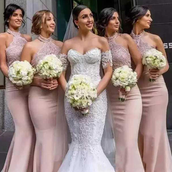 Pink Mermaid Bridesmaid Dresses Halter Lace Appliques Backless Floor Length Robes de demoiselles d'honneur Wedding Guest Dresses DB047