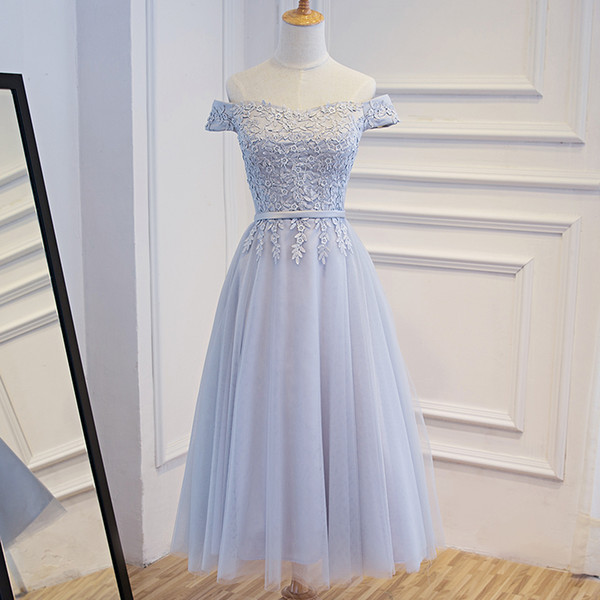 Elegant Light Gray Bridesmaid Dresses Soft tulle with Floral Applique Lace-up Back Tea Length Wedding Guest dresses Party Gowns Royal Blue