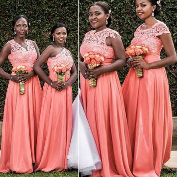 Lace Bridesmaid Dresses A Line Coral Sheer Crew Neckline Beading Sequins Floor Length Maid of Honor Dresses Wedding Party Dresses