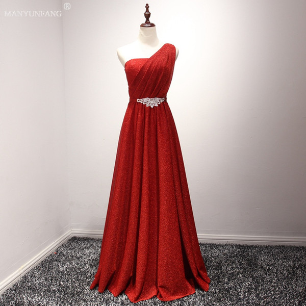 New Design High Quality Long Bridesmaid Dresses Sweep Train One Shoulder Crystals Belt Beach Wedding Guest Gowns Country Maid of Honor Dress