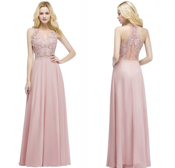 2018 New Designer Blush Pink Long Bridesmaid Dresses Halter Neck Lace Appliqued Pearls Cheap Prom Party Gowns CPS912