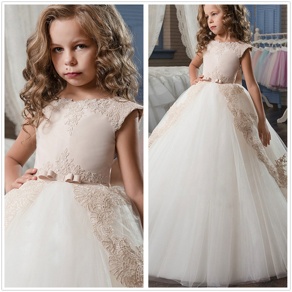 Elegant Cap Seeves Lace A Line Flower Girl Dresses Tulle Applique Bow Sash Floor Length Gilrs 'Pageant Party Dresses