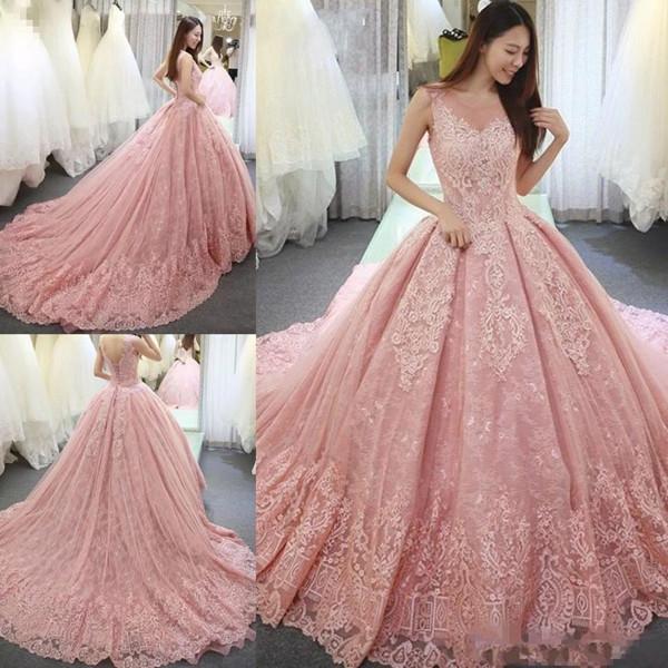 Luxury Quinceanera Dresses A Line Jewel Cap Sleeve Sweep Train Prom Dresses With Lace Applique Backless Sweet 16 Gowns