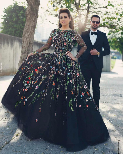 Black Embroidery Evening Dress Long Sleeve Prom Dresses Vestido De Festa Plus Size V Back Party Dress Ball Gown Celebrity Pageant Gowns