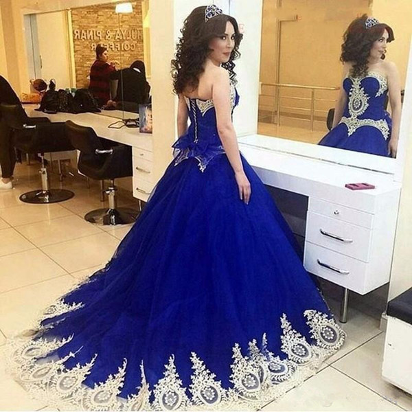 Saudi Arabic Royal Blue Quinceanera Dresses Sweet Heart Sweep Train Gold Appliques Prom Party Gowns For Sweet 15 vestidos de 15 anos 