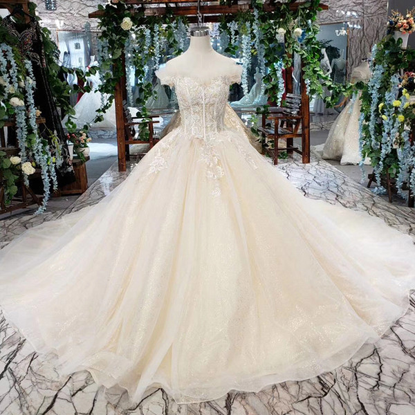 2022Latest Lebanon Wedding Dresses Off The Shoulder Feather Sweetheart Neck Short Sleeve Lace Up Back Pearl Sequins Applique Bridal Gowns