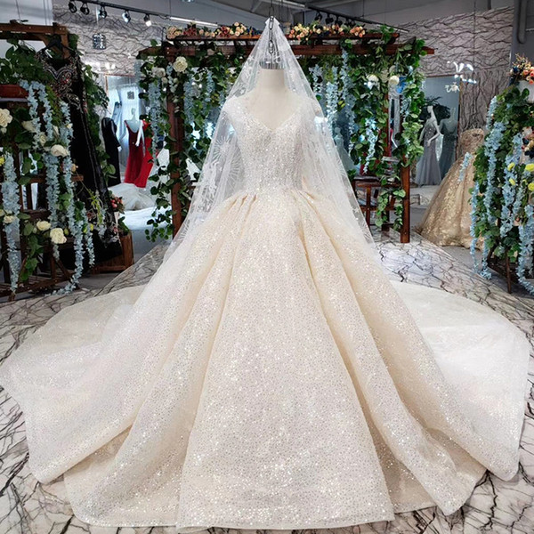 2022Latest Bohemian Wedding Dresses Sexy Deep V Neck Backless Lace Up Back Sleeve Long Lace Veil Shining Sequins Luxury Bridal Gowns Beach
