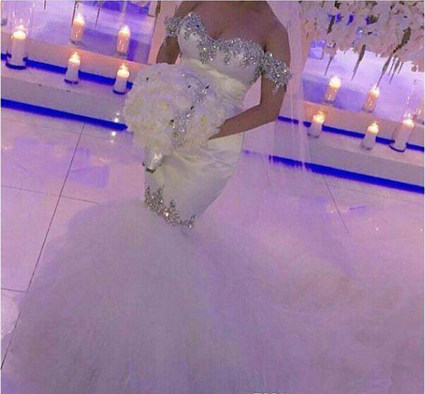 Off Shoulder Wedding Dress Unique Mermaid Applique Beading Garden Bridal Gown Custom Made Plus Size