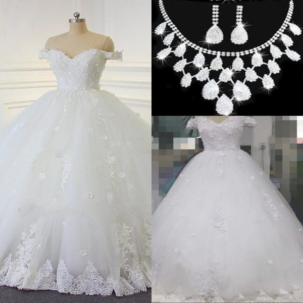 2017 Lace Ball Gown Wedding Dresses Vintage Arabic Off-the-shoulder Beads Bridal Gowns Handmade Flowers Lace Up Wedding Gowns Free Necklace