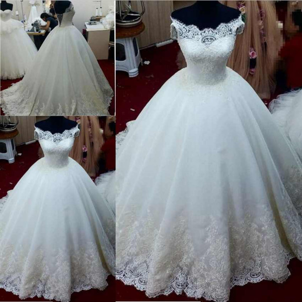 Elegant Lace A-Line Wedding Dresses Capped Sleeves Lace Appliques Back Lace Up Plus Size Custom Made Bridal Gowns