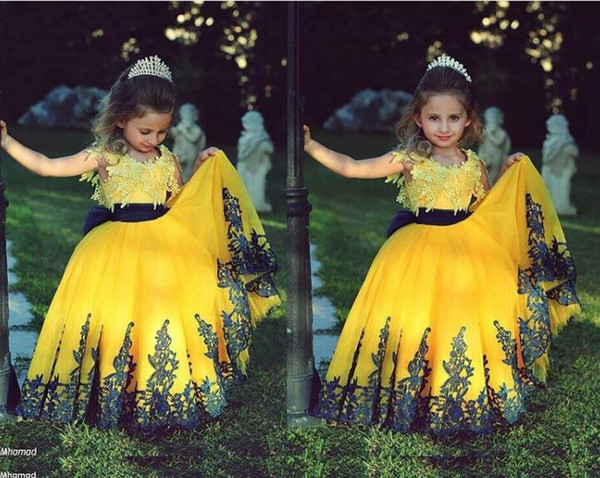 High quality Vintage Ball Gown Flower's dress Communion Girl's Pageant Dress Lace Appliqued Kids Birthday Gowns