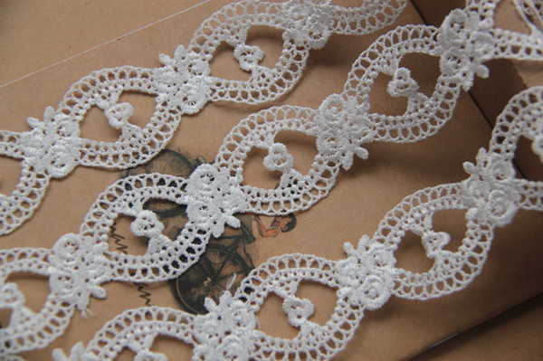 Sale by Yard white 4 cm Wide veil lace rose embroidery Venice lace Trim bridal Wedding dress Eyelashes Lace LS17