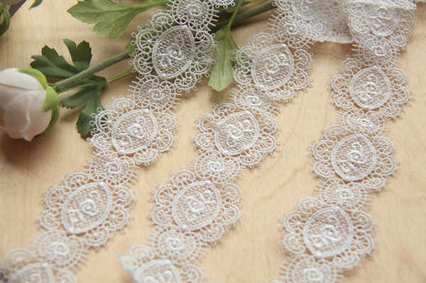 Sale by Yard white 4 cm Wide veil lace rose embroidery Venice lace Trim bridal Wedding dress Eyelashes Lace LS07