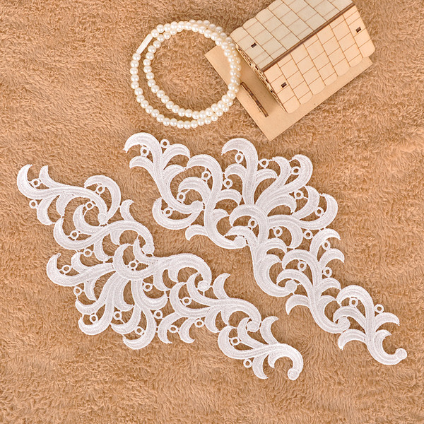 A pair of large size embroidery Lace flower applique Fabric Sewing costumes DIY Lace patch