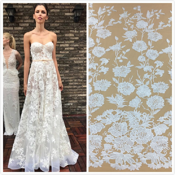 Wholesale Nigerian French Embroidered Lace Fabric Appliques Flower Wedding Lace Flowers Embroidered Wedding Dress Lace fabrics 5yards