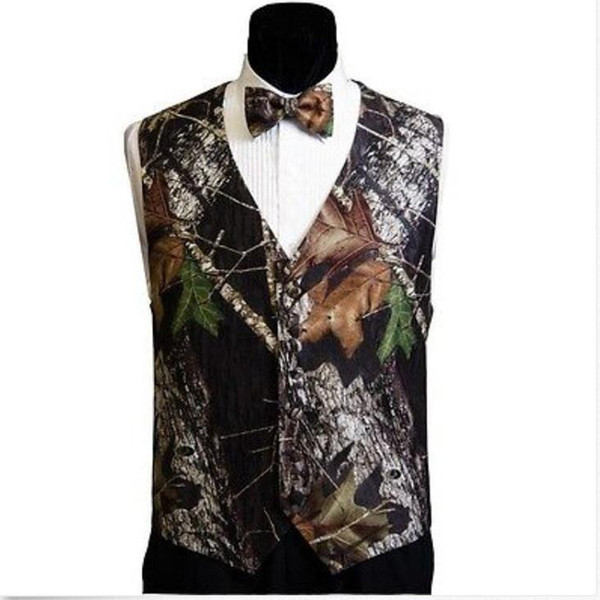 2020 V Neck Camo Mens Wedding Vests Outerwear Groom Groomsmen Vest Realtree Spring Camouflage Slim Fit Mens Vests