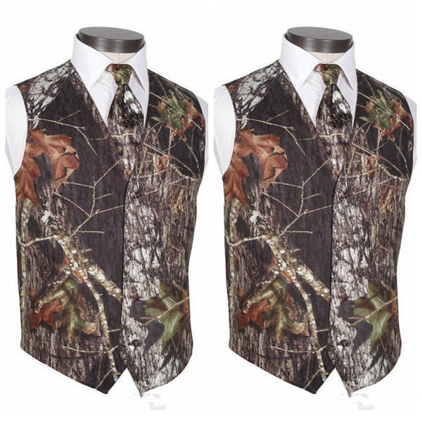 2019 Cheap Custom Made Camo Groom Vests Men's Wedding Outerwear Vest Real Tree Spring Camouflage Groomsmen Slim Fit Men's Vests (Vest+Tie)