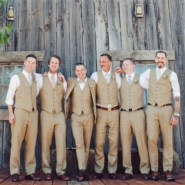 New Style Groom Vests Khaki Groomsmens/Best Man Vest Custom Made Size and Color Five Buttons Wedding Prom Dinner Waistcoat