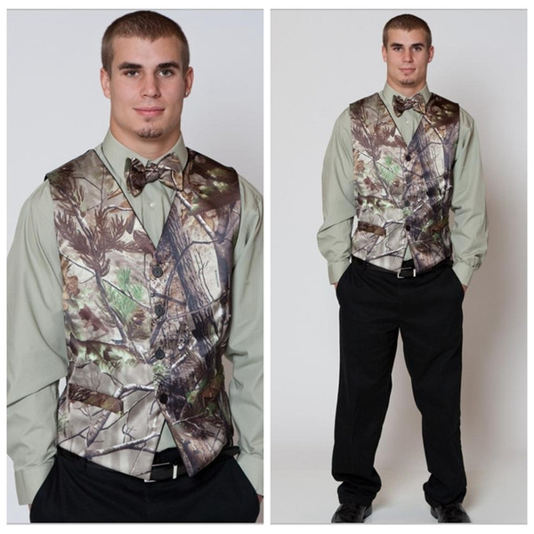 2018 Realtree Camo Mens Vest with Four Buttons Tuxedo Vests for Men Suit Camouflage Custom Mens Wedding Vest for Groom Groomsmen