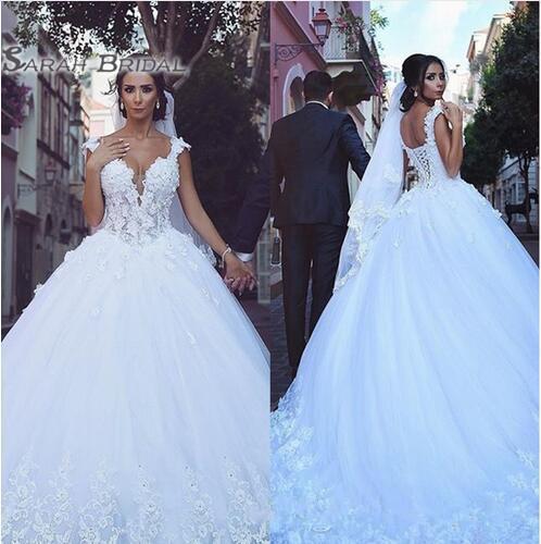 Vestios De Novia Backless Wedding Dresses V-neck Sleeveless Lace Up Back Lace Appliques Bridal Gowns with Long Train