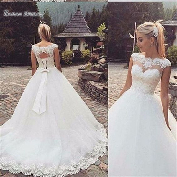 White Tulle Sexy Ball Gown Lace Bride Dress With Lace-Up and Bow Back Wedding Dresses