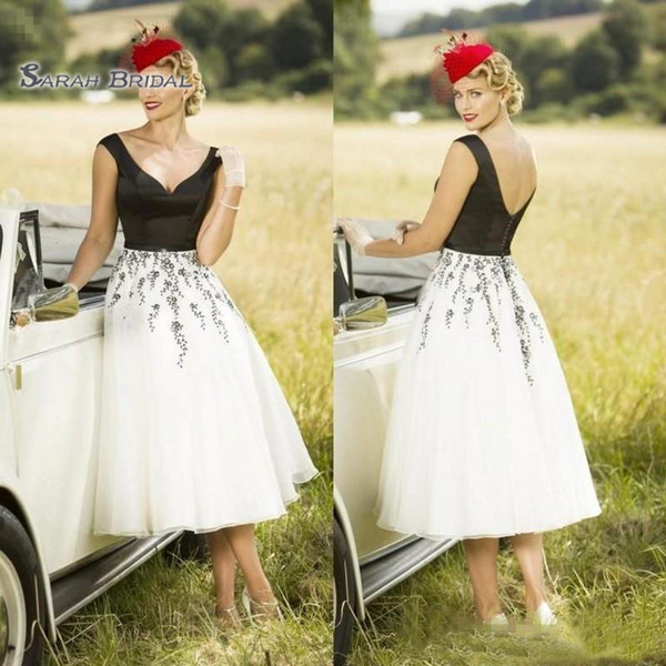 Elegant Classic A-line White and Black Wedding Dresses Tea Length Tulle and Appliques Robe de Mariage