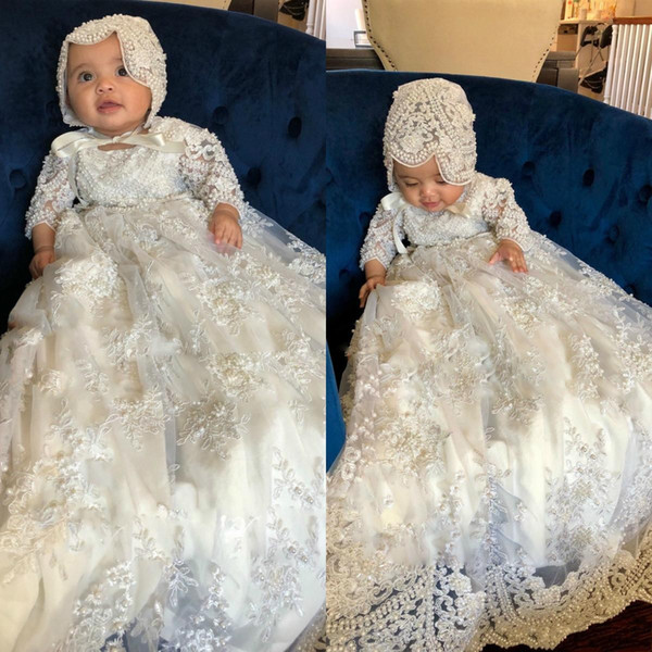Pretty Long Sleeve Christening Gowns For Baby Girls Lace Appliqued Pearls Baptism Dresses With Bonnet First Communication Dress