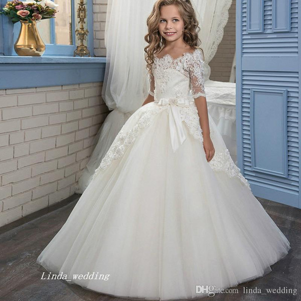 Vintage Half Sleeves Flower Girl Dresses 2017 High Quality Lace Off Shoulder Long Pretty Kids First Communion Dress For Girls