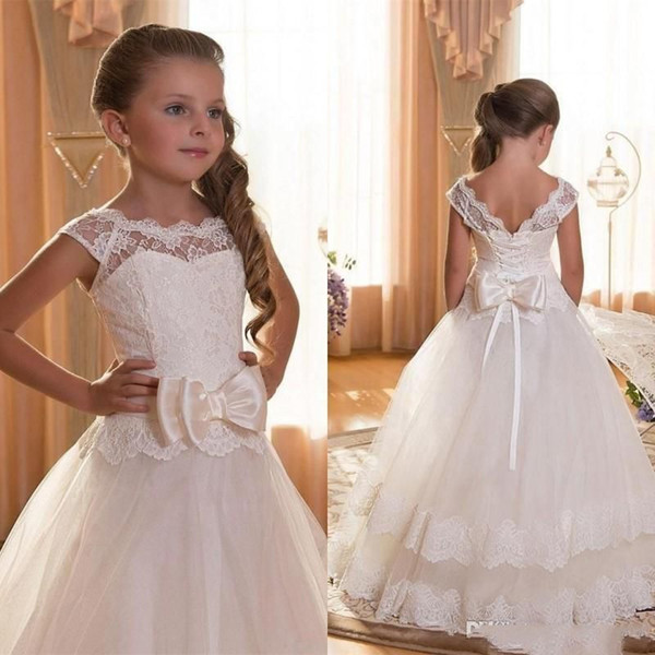 First Communion Girls Dresses Scoop Neckline Lace Up Back With Appliques and Bow Lace Tulle Ball Gown Pageant Dresses For Little Girls 