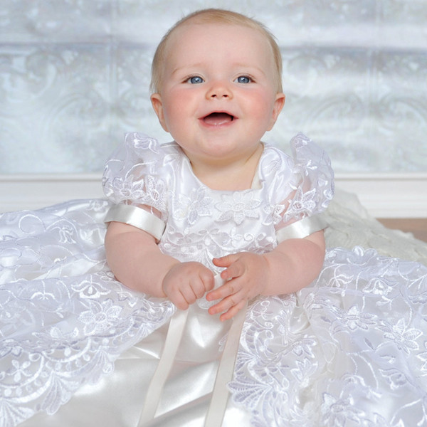 Lovely White First Communion Dresses Chrisom Lace Applique Short Sleeve Baby Christening Gowns Baptism Outfits Robes De Fête