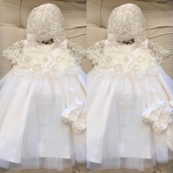 Cute Lace Christening Gowns For Baby Girls Jewel Neck Beads Appliqued Baptism Dresses First Communication Dress With Bonnet