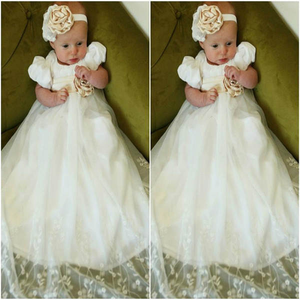 First Communion Dresses Bow Applique Lace Edge Ruffle Jewel Short Sleeves Ankle Length Christening Gowns With Bonnet Free Hat