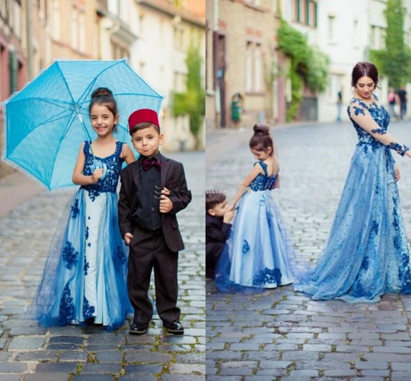 Appliqued Lace Tulle Flower Girls Dresses Newest Princess Girls Pageant Dresses White Blue Children Birthday Party Wedding Dresses
