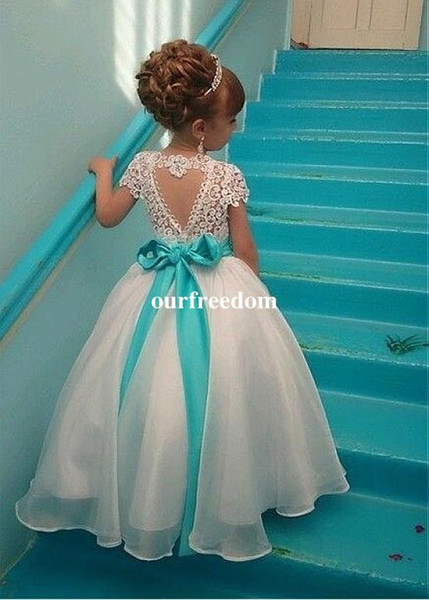 Cute Lace Short Sleeve Flower Girls Dresses Jewel Neck A Line Blue Sashes Kids Pageant Gown First Communion Dresses Cheap Custom Made