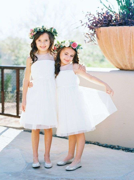 Cheap White Sheer Jewel Neck Flower Girls Dresses Short Mini White Tulle First Communion Dresses Girls Pageant Gowns Custom Made